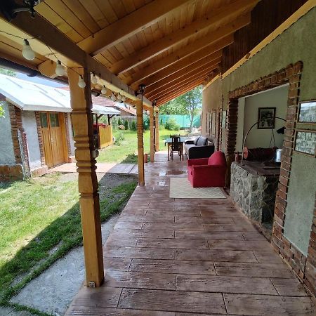 La Tataia Zahei Hotel Dragus Eksteriør billede