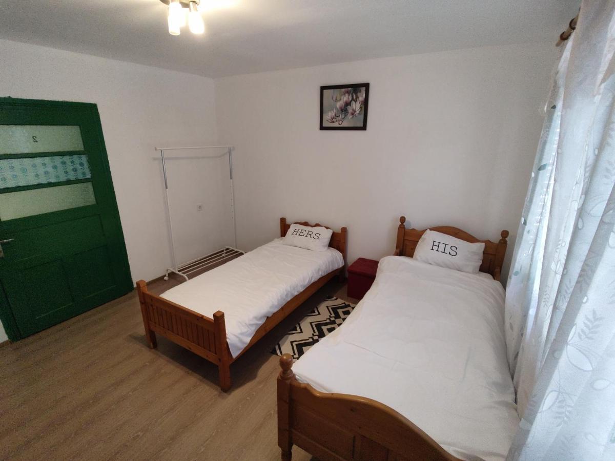 La Tataia Zahei Hotel Dragus Eksteriør billede